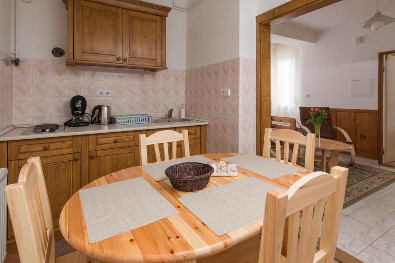 Hajdu Apartman 3. Hajduszoboszlo Exterior photo